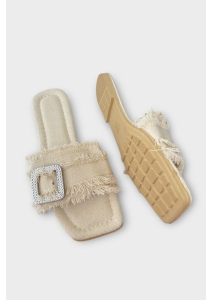 Kadın Püskül Detay Tokalı Denim Terlik KREM fırsatları