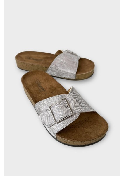 Kadın Günlük Terlik Ayarlanabililr Tokalı Şık Ortopedik Yazlık Ev Plaj Tatil Terliği GÜMÜŞ fiyatları