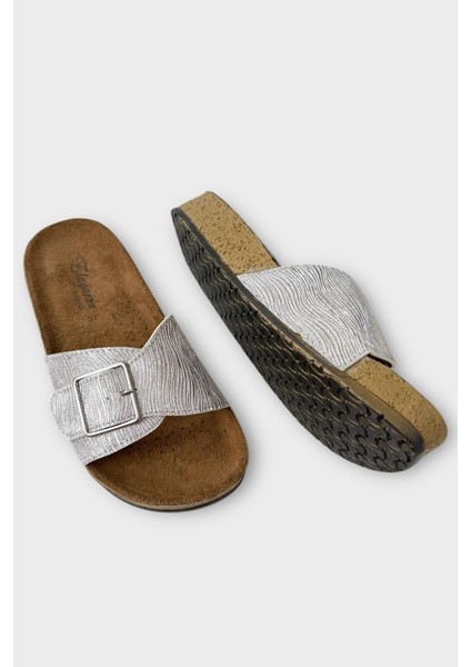 Kadın Günlük Terlik Ayarlanabililr Tokalı Şık Ortopedik Yazlık Ev Plaj Tatil Terliği GÜMÜŞ fırsatları