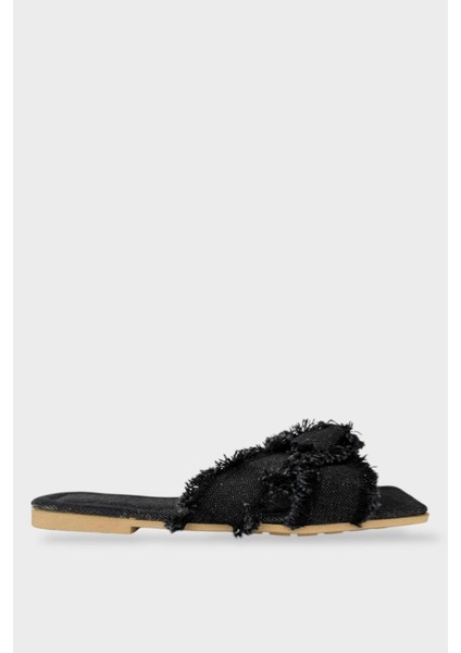 Kadın Püskül Detay Çapraz Denim Terlik SİYAH