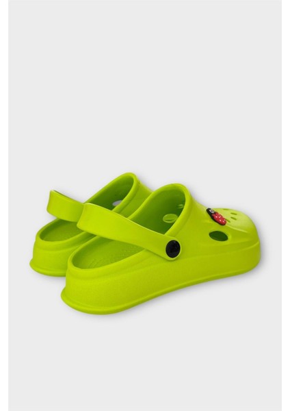 Kadın Comfort Uğur Böceği Tokalı Medikal Hemşire Sabo Terlik YEŞİL modelleri