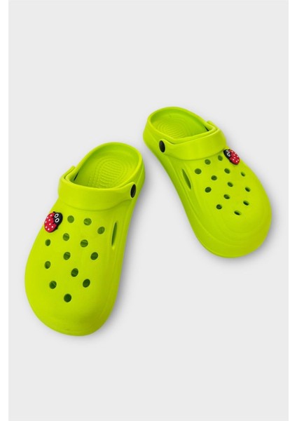 Kadın Comfort Uğur Böceği Tokalı Medikal Hemşire Sabo Terlik YEŞİL fırsatları