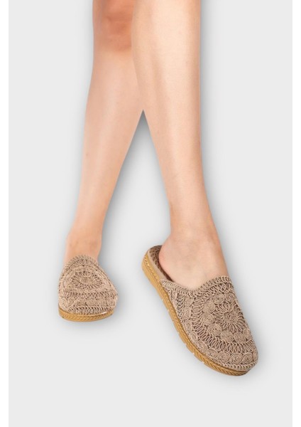 Kadın Mint Yeşili Hasır Örgü Işlemeli Önü Kapalı Günlük Rahat Terlik