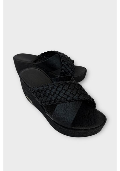 Anatomik Dolgu Taban Yumuşak Rahat Kadın Terlik SİYAH fiyatları