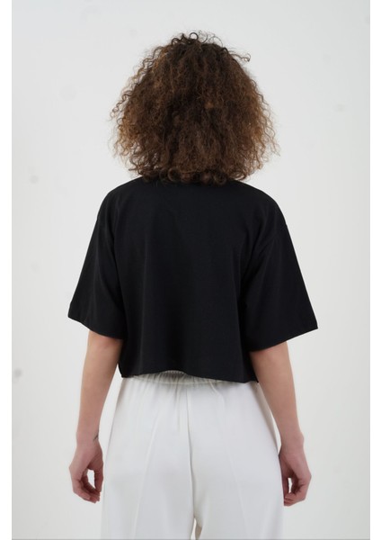 Siyah Best Think Ever Baskılı Crop Tshirt fırsatları