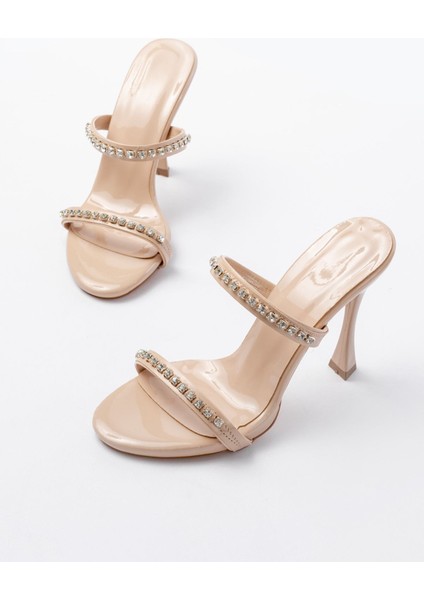 Kadın Bej Rugan Taşlı Platformlu Topuklu Terlik modelleri