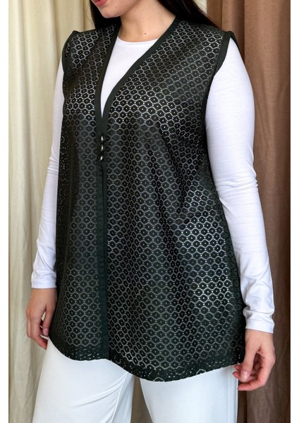 Kadın B.beden Dantelli Kısa Yelek fırsatları