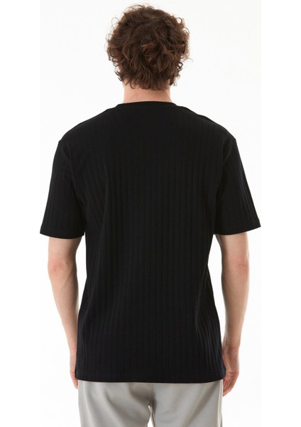 Şeritli Bisiklet Yaka Tişört fırsatları