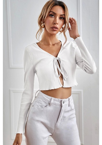 Kadın Beyaz Uzun Kollu Önden Bağlama Detaylı Crop Top Bluz