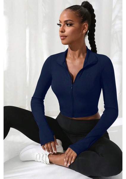 Kadın Lacivert Uzun Kol Fermuarlı Parmak Geçme Detaylı Dik Yaka Crop Top Bluz