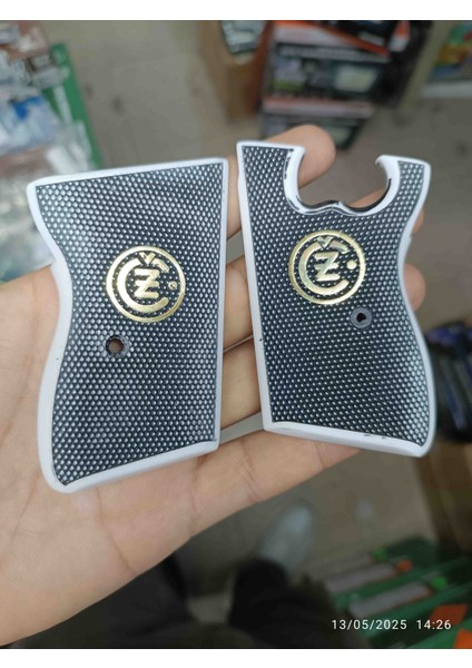 Cz 70 Çekvizör 7.65 Mm Pleksinden Kabze