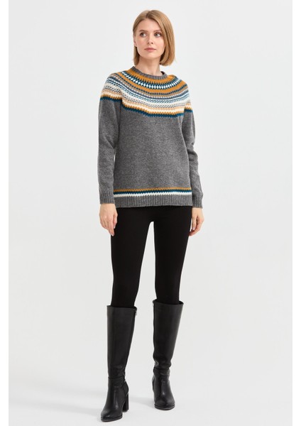 Kadın Sıfır Yaka Işleme Desenli Yün Kazak Füme indirimleri