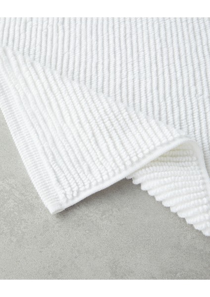 Rosita Microcotton Pamuklu Ayak Havlusu 50X70 cm Beyaz
