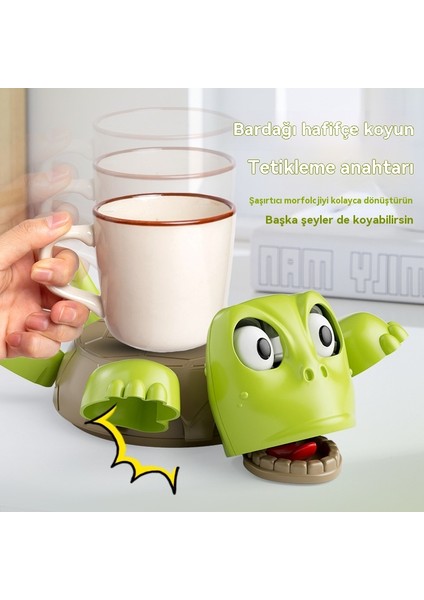 Komik Kaplumbağa Gözlerine Bakıyor (Yurt Dışından) fırsatları