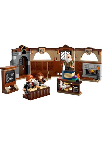 ® Harry Potter™ Hogwarts™ Şatosu: Tılsım Dersi 76442 - 8 Yaş & Üzeri Çocuklar için Yaratıcı Oyuncak Yapım Seti (204 Parça)
