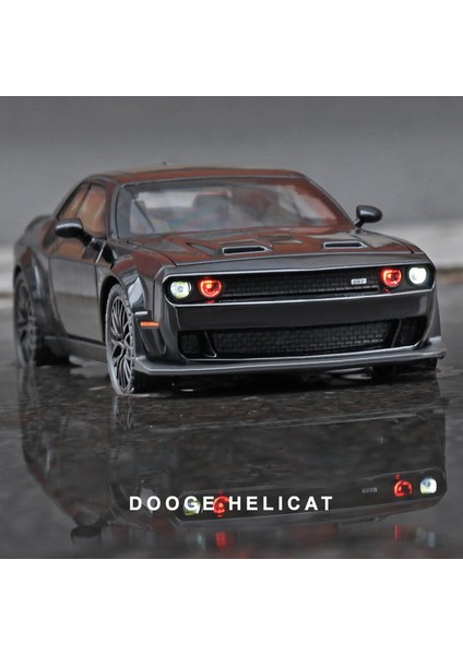 1:32 Dodge Challenger Hellcat Redeye Alaşım Kas Araba Modeli Ses ve Işık Çocuk Oyuncak Koleksiyon Doğum Günü Hediyesi (Yurt Dışından) modelleri