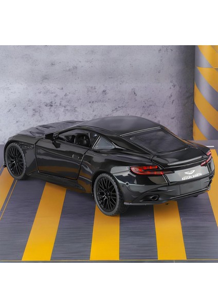1:32 Aston Martin DB12 Gt Supercar Alaşım Döküm Metal Model Araba Cafe Ekran Dekoratif Süsler Hediye Erkek Arkadaşı ile Tatil (Yurt Dışından)