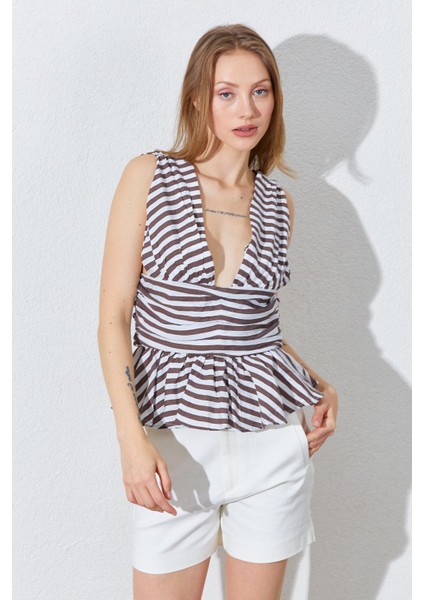 Kadın Kahve Önü Arkası V Beli Drapeli Peplum Bluz