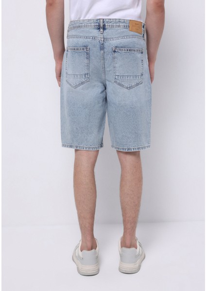 Regular Fit Orta Bel Düz Erkek Açik Indigo Jean Şort
