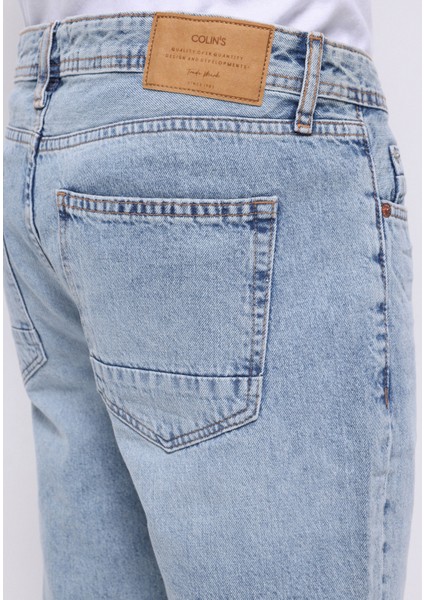 Regular Fit Orta Bel Düz Erkek Açik Indigo Jean Şort