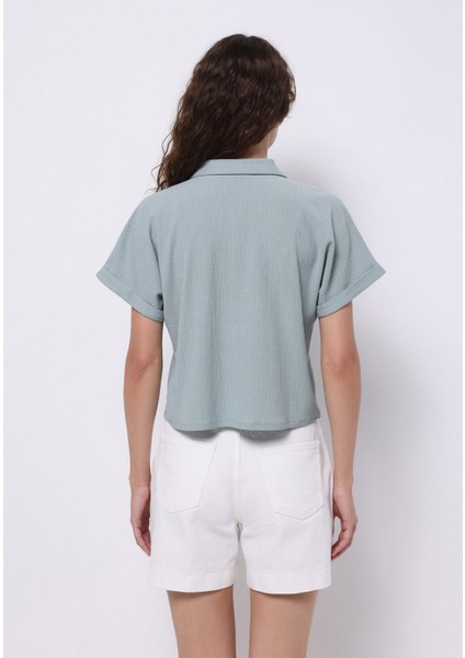 Regular Fit Shirt Neck Jakarlı Kadın Yeşil Kısa Kol Tişört fiyatları