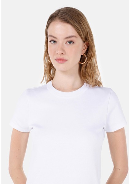 Slim Fit Yuvarlak Yaka Düz Kadın Beyaz Kısa Kol Tişört fırsatları