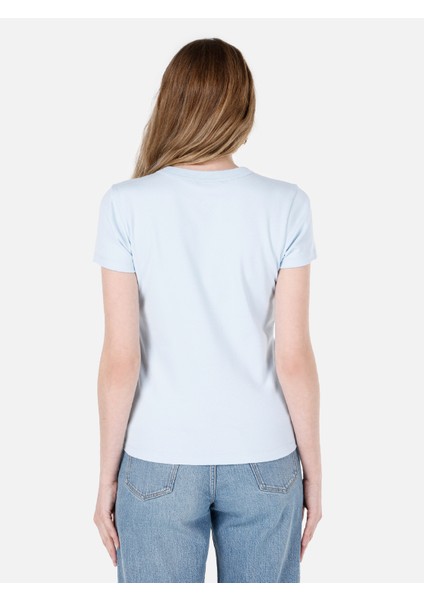 Slim Fit Yuvarlak Yaka Düz Kadın Mavi Kısa Kol Tişört fiyatları