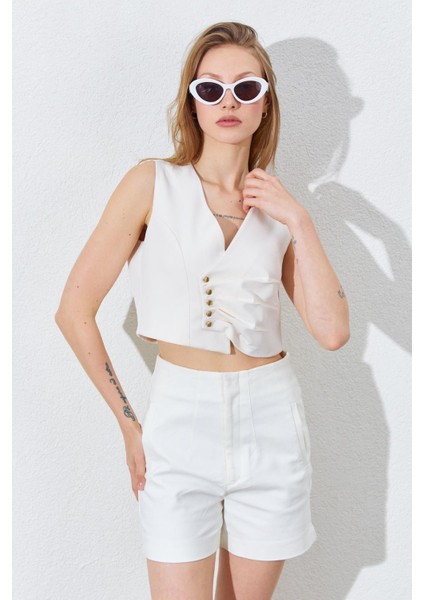 Kadın Beyaz Yanı Drapeli Gold Düğmeli Yelek