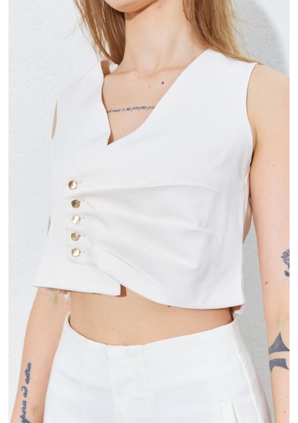 Kadın Beyaz Yanı Drapeli Gold Düğmeli Yelek fırsatları