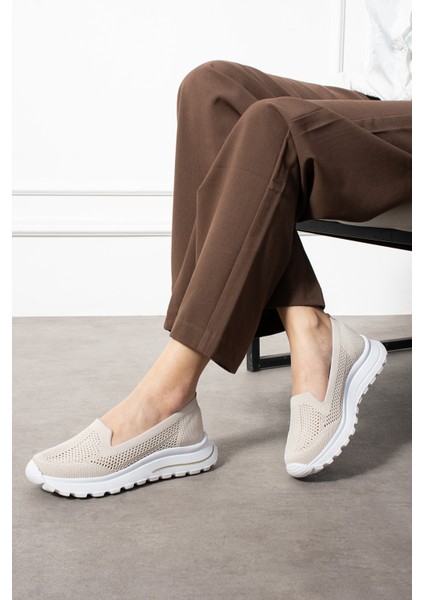 Babet Siyah Triko (Beyaz Taban) Günlük Kadın Sneaker