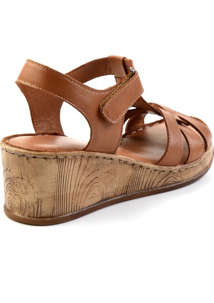 Taba Leather Kadın Sandalet K05552000503