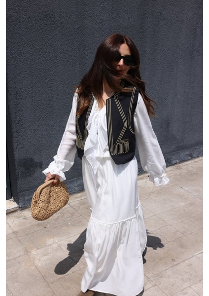 Gold Dikiş Desenli Yelek