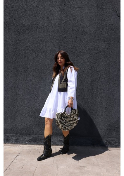 Eteği Volanlı V Yaka Poplin Elbise