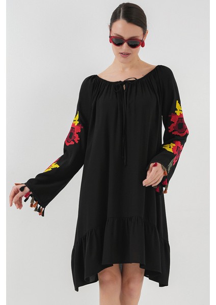 Nakışlı Midi Elbise 2531 - Siyah
