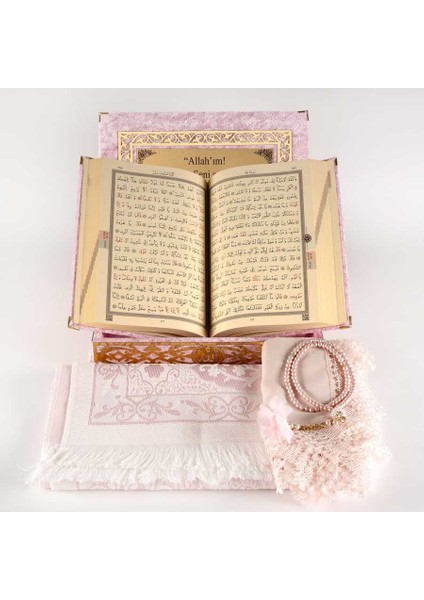 Raşel Kutulu, Şal + Seccade + Tesbih + Kuran Hediye Seti (Orta Boy, Bebe Pembe, Elif-Vav) modelleri