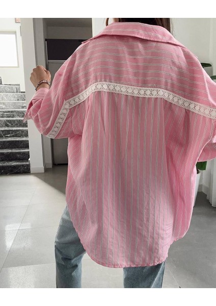 Kadın Beyaz Çizgili Uzun Kol Dantel Detaylı Salaş Kesim Pembe Yazlık Gömlek modelleri