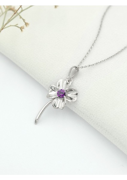 Gümüş Dört Yapraklı Mor Taşlı Yonca Kadın Gümüş Kolye modelleri