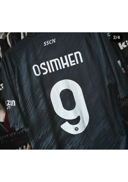 V,İ,C,T,O,R, O,S,İ,M,H,E,N, 2022-23 Sezonu N,A,P,O,L,İ, Deplasman Forması