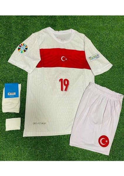 Türkiye 2024 Kenan Yıldız Iç Saha Çocuk Forması 4'Lü Set (Euro 2024 Patch) Beyaz