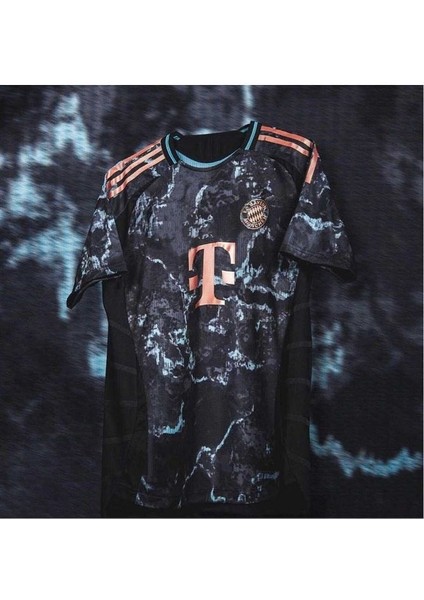 Bayern/Münih 2024/25 Yeni Sezon Kim Min-Jae Deplasman Forması (Away Kit)