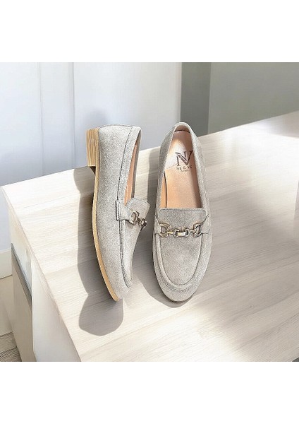 Neve Shoes Gri Süet Deri Zincirli Kadın Loafer Ayakkabı
