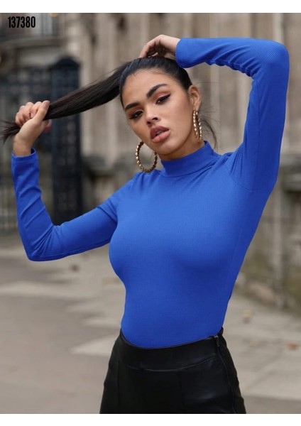 Kadın Uzun Kollu Balıkçı Yaka Viskon Bluz-Son Görsel Hediyemizdir.