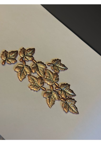 12 Adet Bakır Rengi Plastik Yaprak Delikli Boncuk 5x3 cm