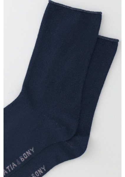 Kadın Lacivert Renkli Lastiksiz Modal Kumaş Ince Soket Çorap fiyatları