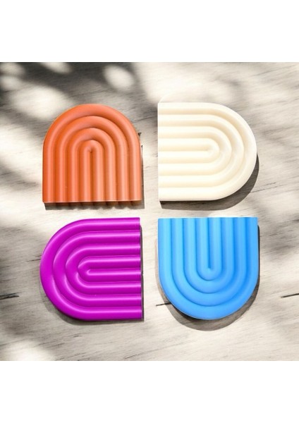 4’lü Renkli Modern Kahve Altlığı Seti (Kutulu) – 9x9 cm