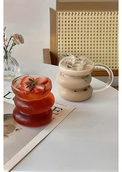 Kulplu Borosilikat Cam Bardak Makaron Dilimli 400 ml
