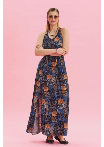 V Yaka Yırtmaçlı Günlük Elbise modelleri