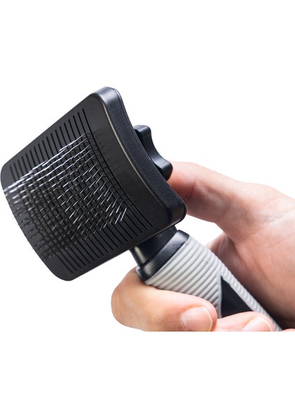 Beeztees Orta ve Uzun Tüylü Köpek Tarağı, Bas-Çek Birikmiş Tüyleri Kolay Sıyırma, Siyah, 18X8,5X6,5C fırsatları