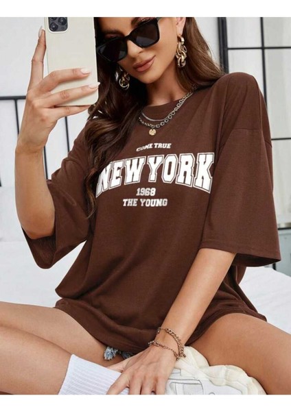 New York Baskılı Oversize T-Shirt modelleri