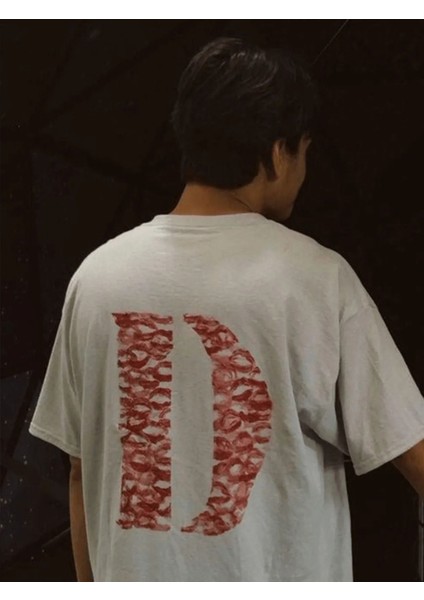 Sevgiliye Harfli Öpücük Kiss Design Baskılı Oversize Unisex T-Shirt